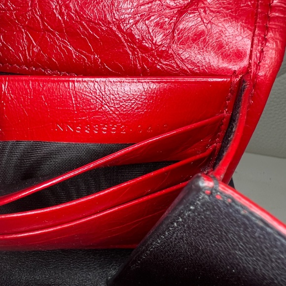 Auth Saint Laurent Niki Wallet - Picture 6 of 13